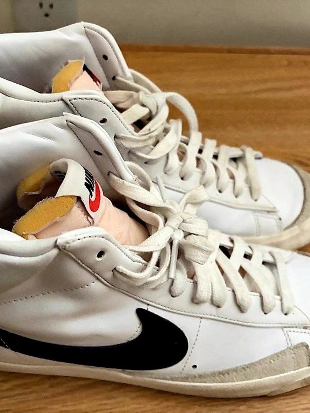 Nike Blazer Mid '77 High Top Sneakers in White & Black US 11